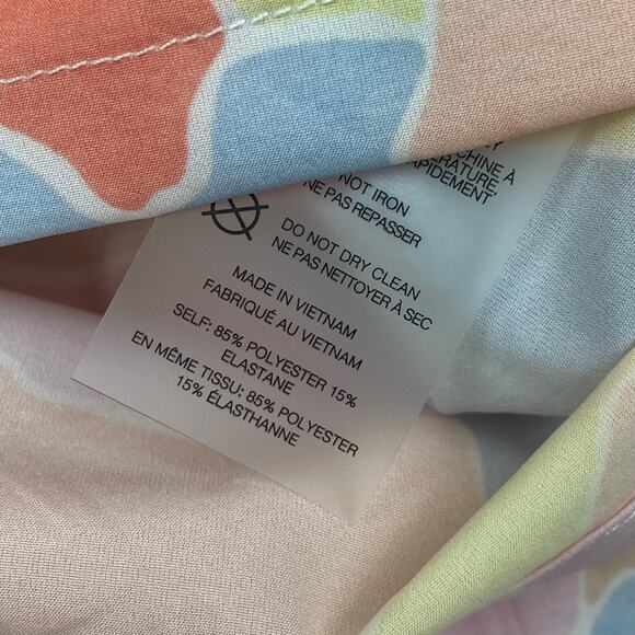 Women’s Travis Mathew “Girls Weekend” Top jacket Sz. XL -Full Zip Floral - Picture 12 of 12